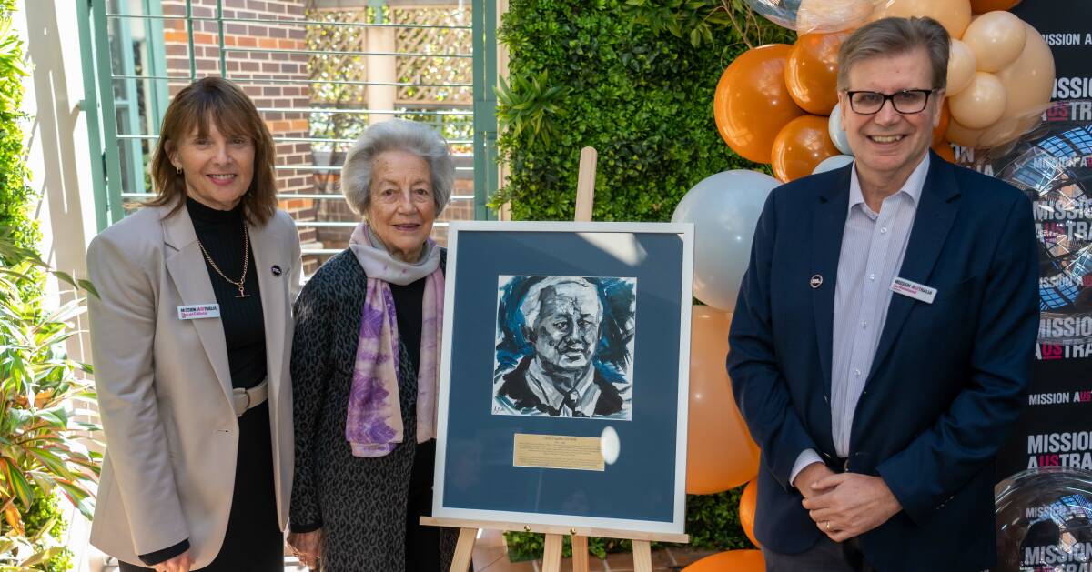Mission Australia chief executive Sharon Callister (left) and chairperson Ian Hammond with Margaret Chambers and a portrait of Charles Chambers. Picture supplied