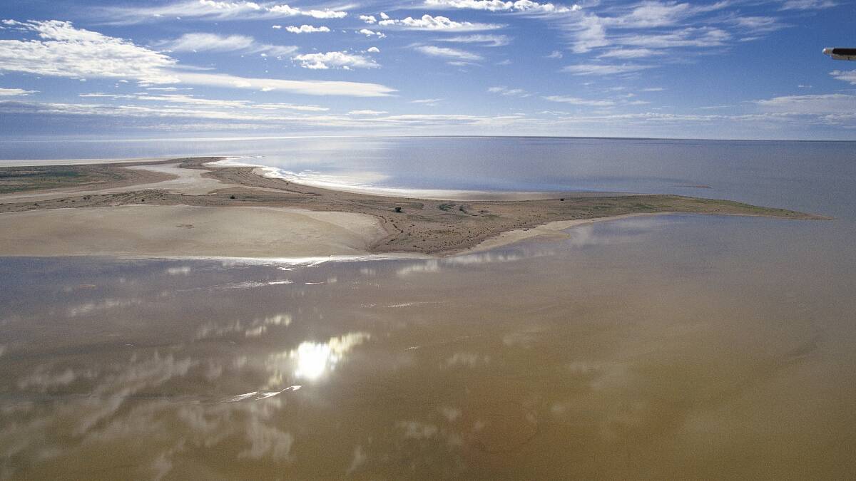 Lake Eyre spectacular five-day outback tour with Gekko Safari