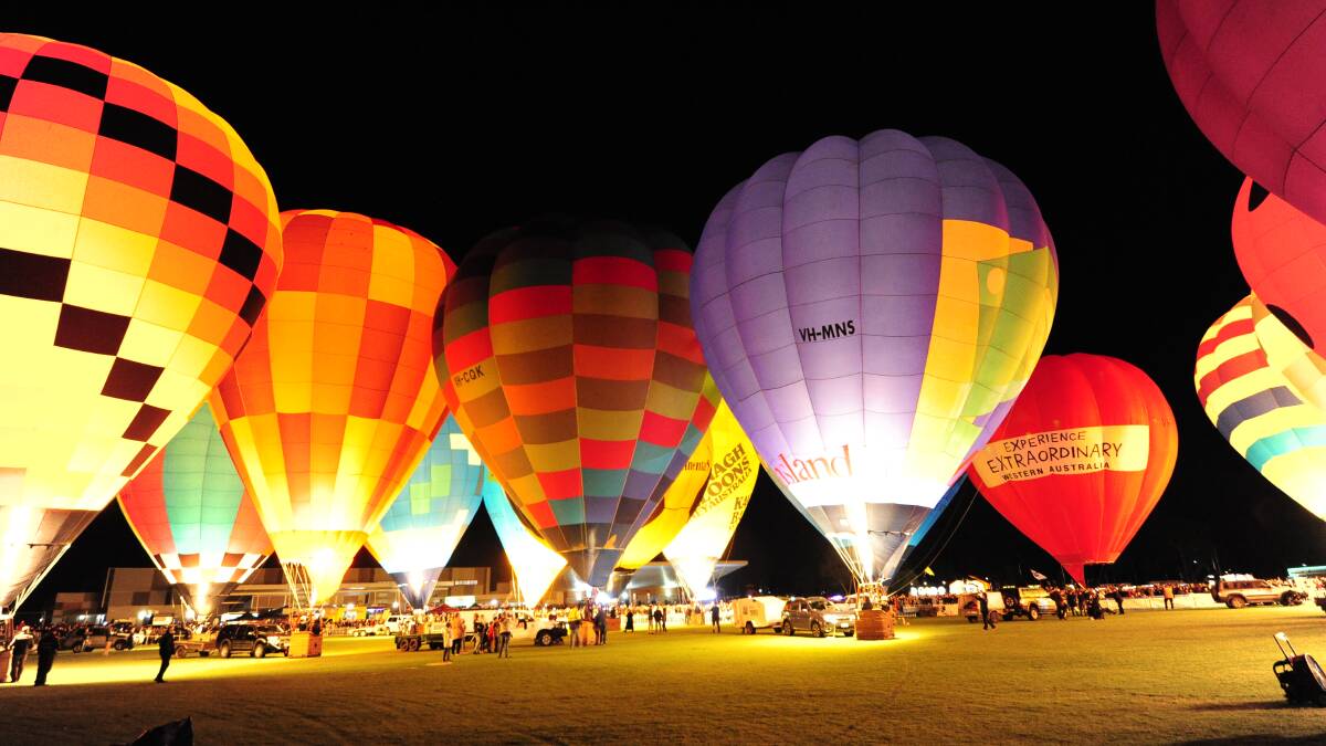 The Balloon Glow at Northam, WA as part of the 2017 National Ballooning Championships. Picture by Michelle Blackhurst