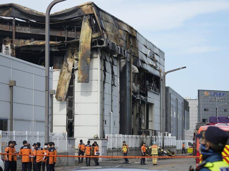 Police and fire officials are investigating the cause of the deadly factory blaze in Hwaseong. (AP PHOTO)